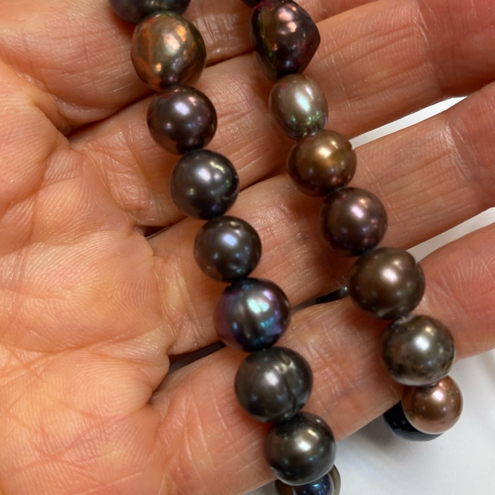 Peacock pearls stretch bracelet